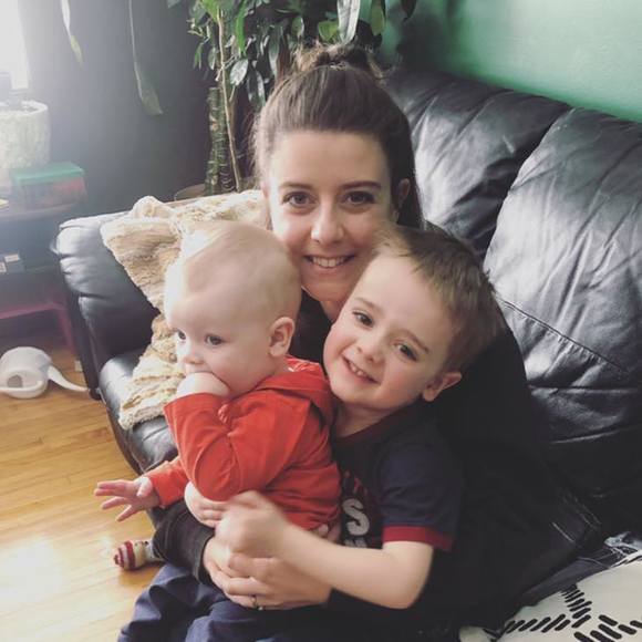 Meet your Posher, Nicole - Picture 1 of 1